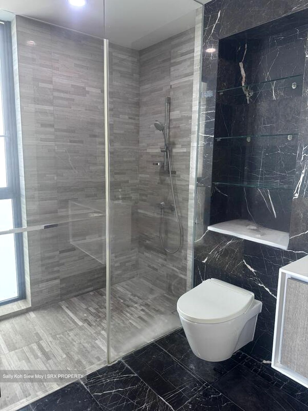 J Gateway (D22), Condominium #458400591